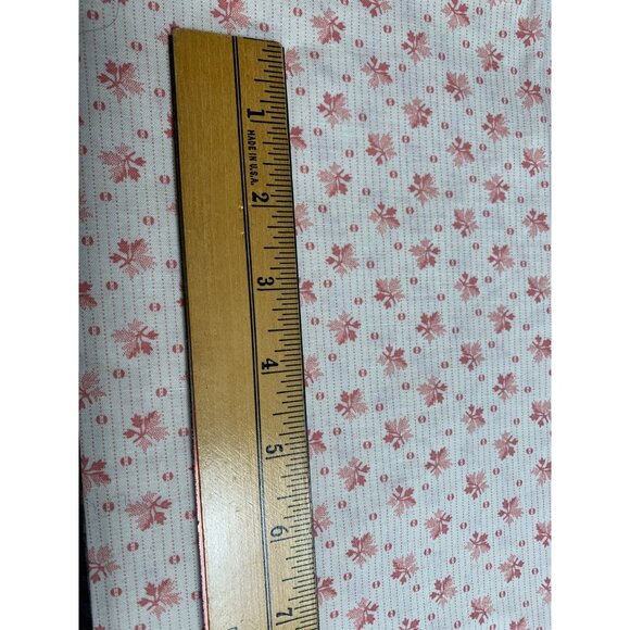 Vintage Springs Industries Cotton Fabric 29" x 44" Wide Pink Maple Leaf Quilting - Picture 2 of 5